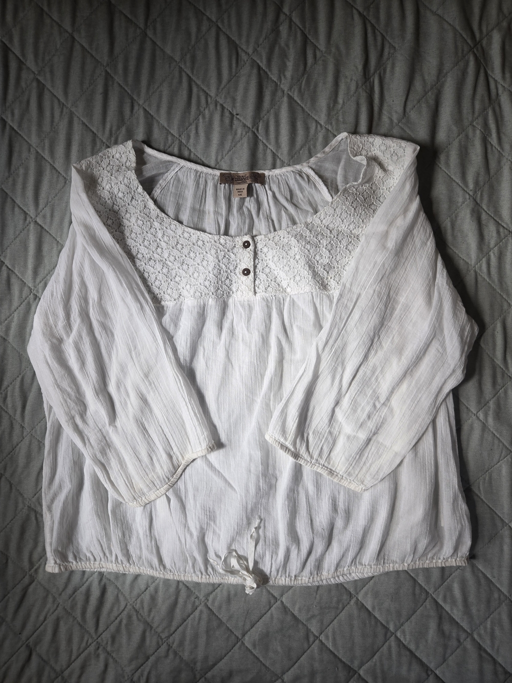 Nine West White Lace Yoke Peasant Blouse